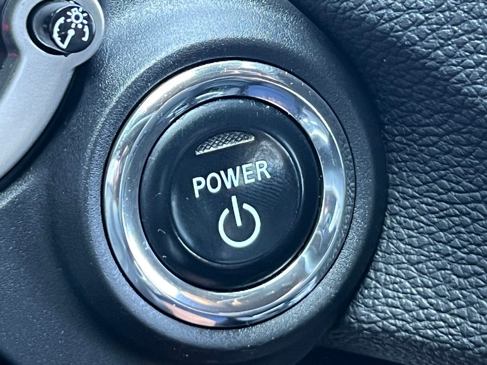 Mitsubishi Eclipse Cross 2,4 PHEV Nordic CVT 4WD 5d