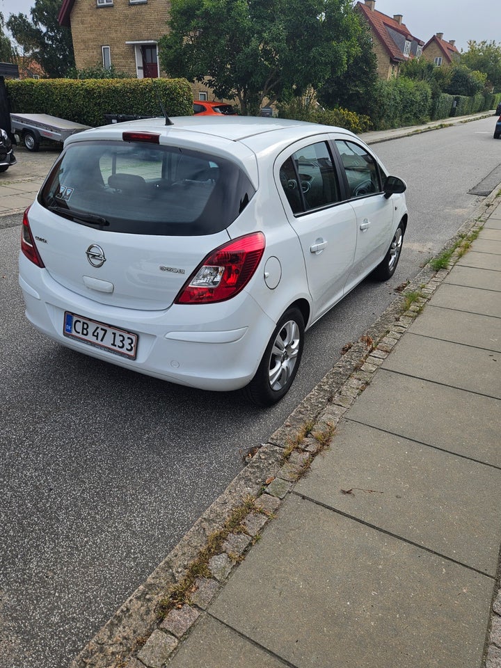 Opel Corsa 1,3 CDTi 95 Cosmo eco 5d