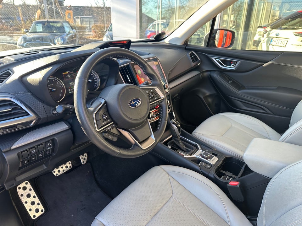 Subaru Forester 2,0 e-Boxer Ridge L-tr. 5d