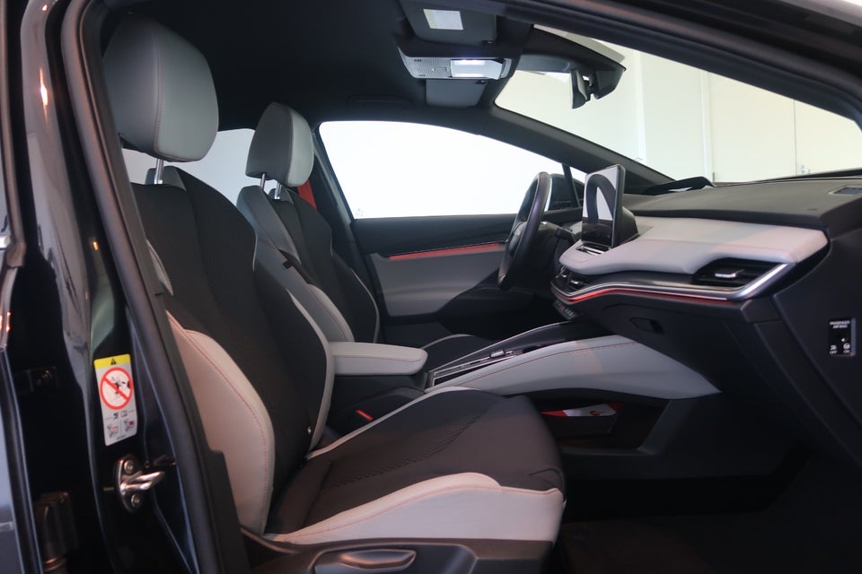 Skoda Elroq 85 iV Lodge Advanced 5d