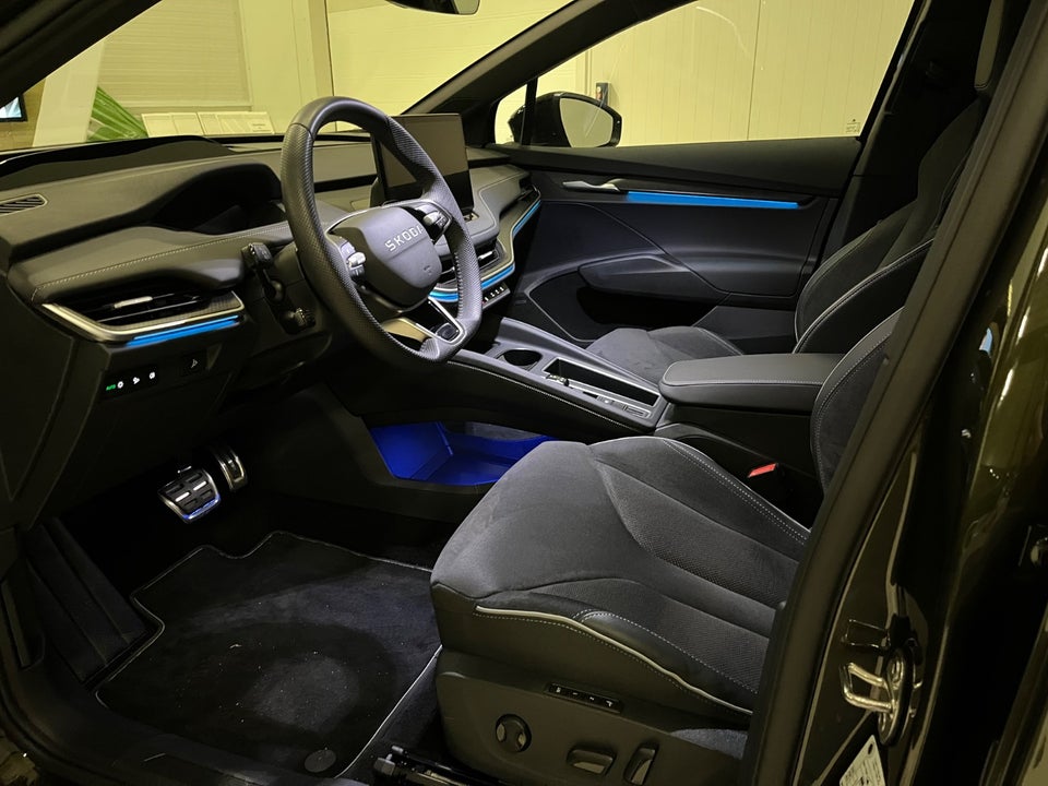 Skoda Enyaq 85x iV Sportline Maxx 5d