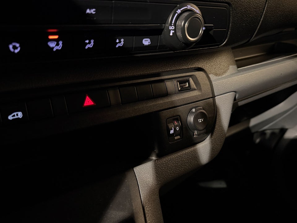 Toyota ProAce 2,0 D 120 Long Comfort 5d