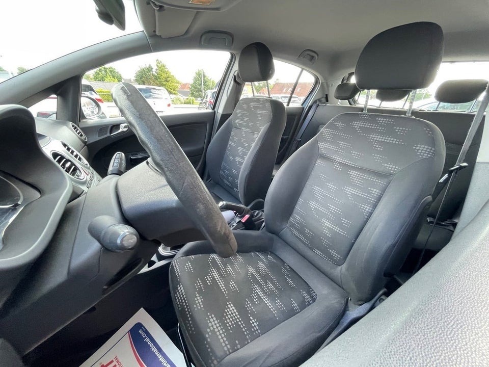 Opel Corsa 1,2 16V Enjoy 5d