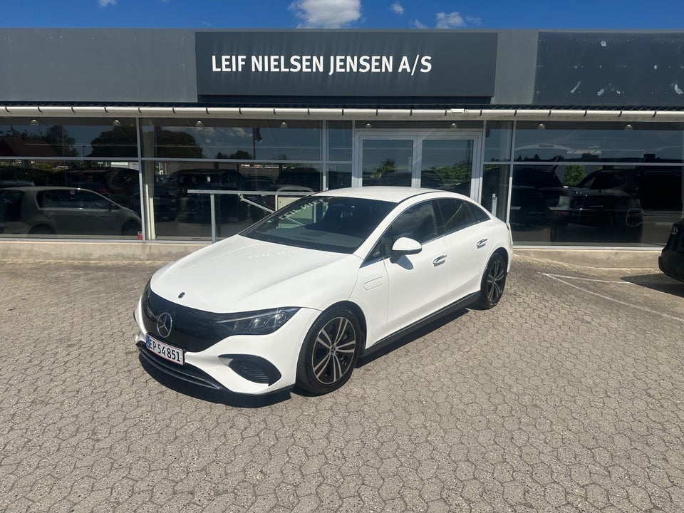 Mercedes EQE350 Electric Art 4d