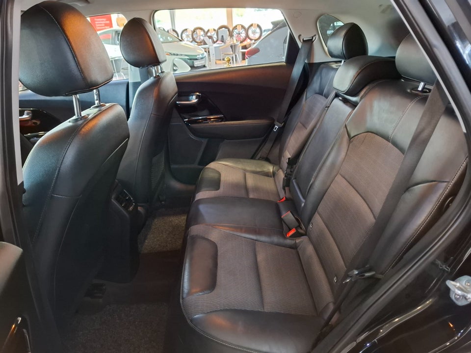 Kia Niro 1,6 PHEV Advance DCT 5d