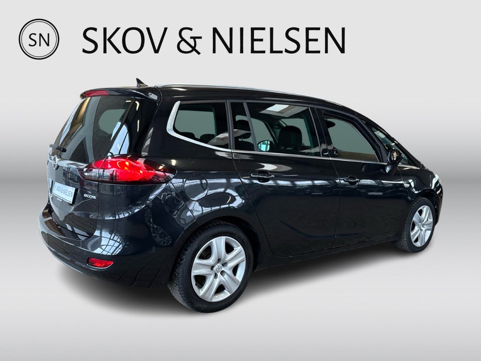 Opel Zafira Tourer 1,6 CDTi 136 Enjoy 7prs 5d