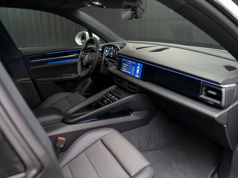 Porsche Macan 5d