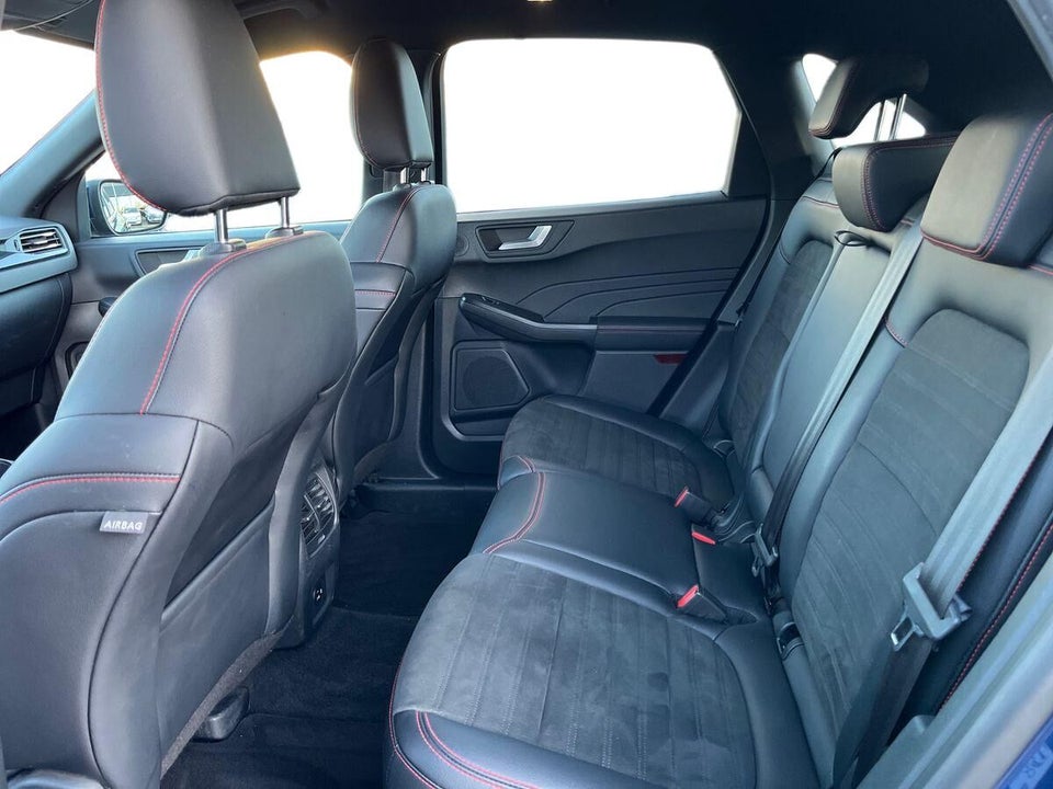 Ford Kuga 2,5 PHEV ST-Line X CVT 5d