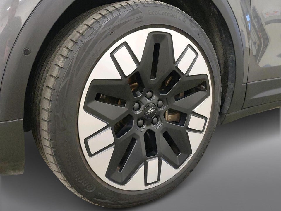 Ford Explorer 79 Premium Extended Range AWD 5d