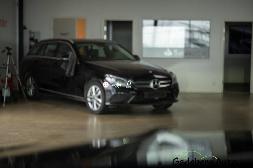 Mercedes C300 e 2,0 AMG Line stc. aut. 5d