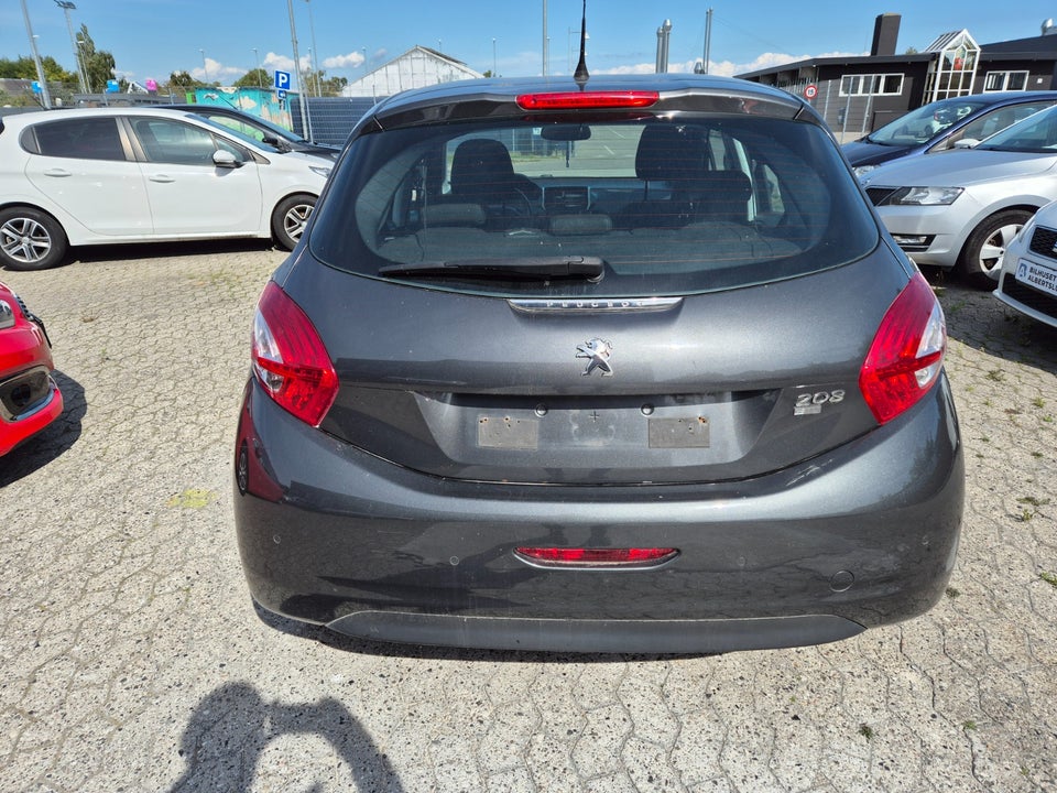 Peugeot 208 1,6 e-HDi 92 Active 5d