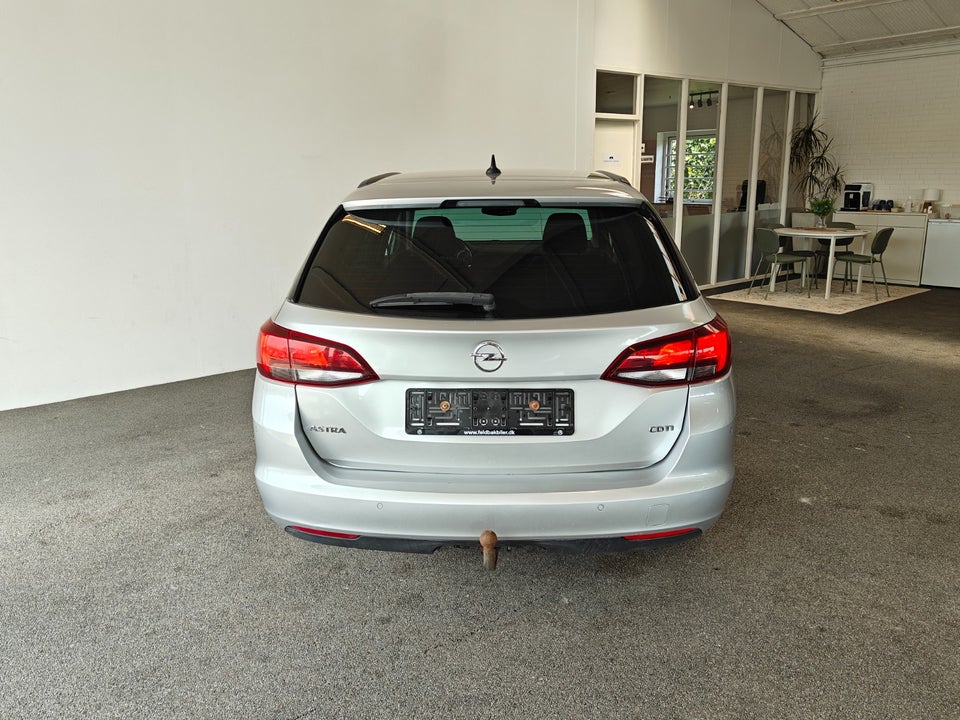 Opel Astra 1,6 CDTi 136 Enjoy Sports Tourer 5d