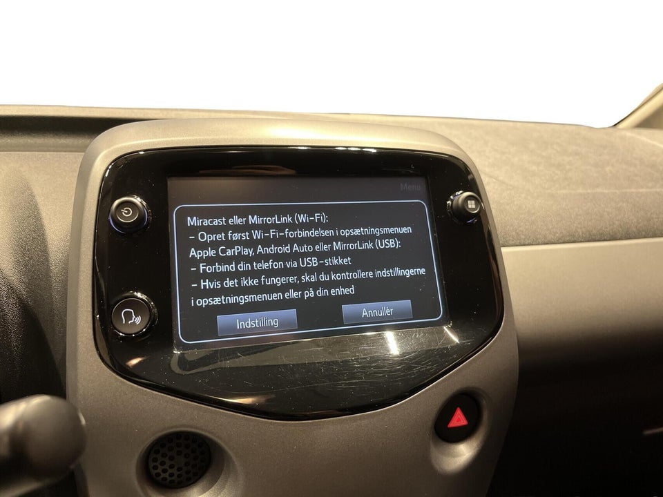 Toyota Aygo 1,0 VVT-i x-press 5d