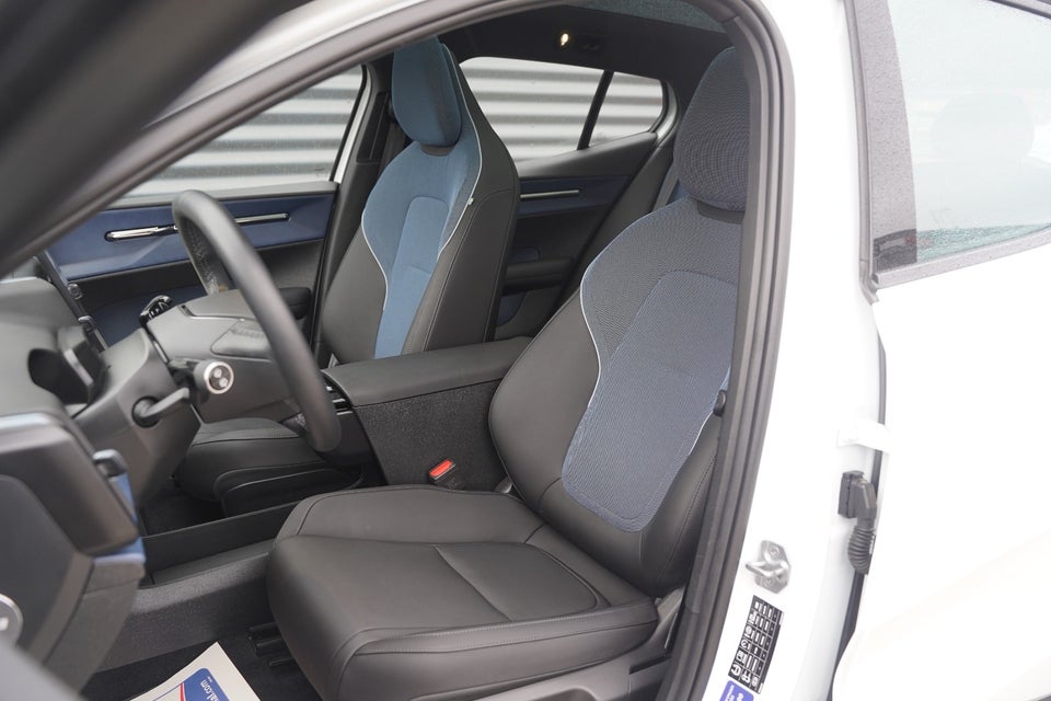 Volvo EX30 Twin Performance Ultra 5d