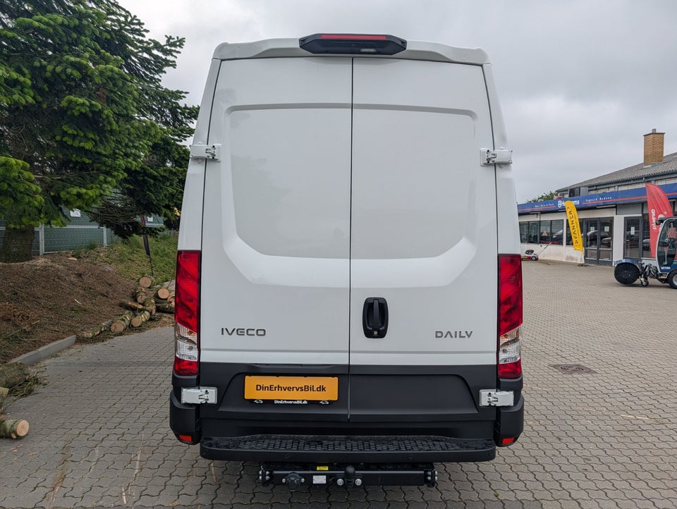 Iveco Daily 3,0 35S18 12m³ Van AG8
