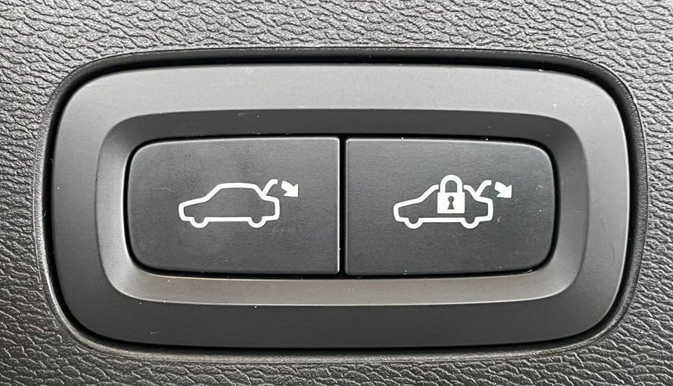 Volvo XC60 2,0 T6 ReCharge Inscription aut. AWD 5d