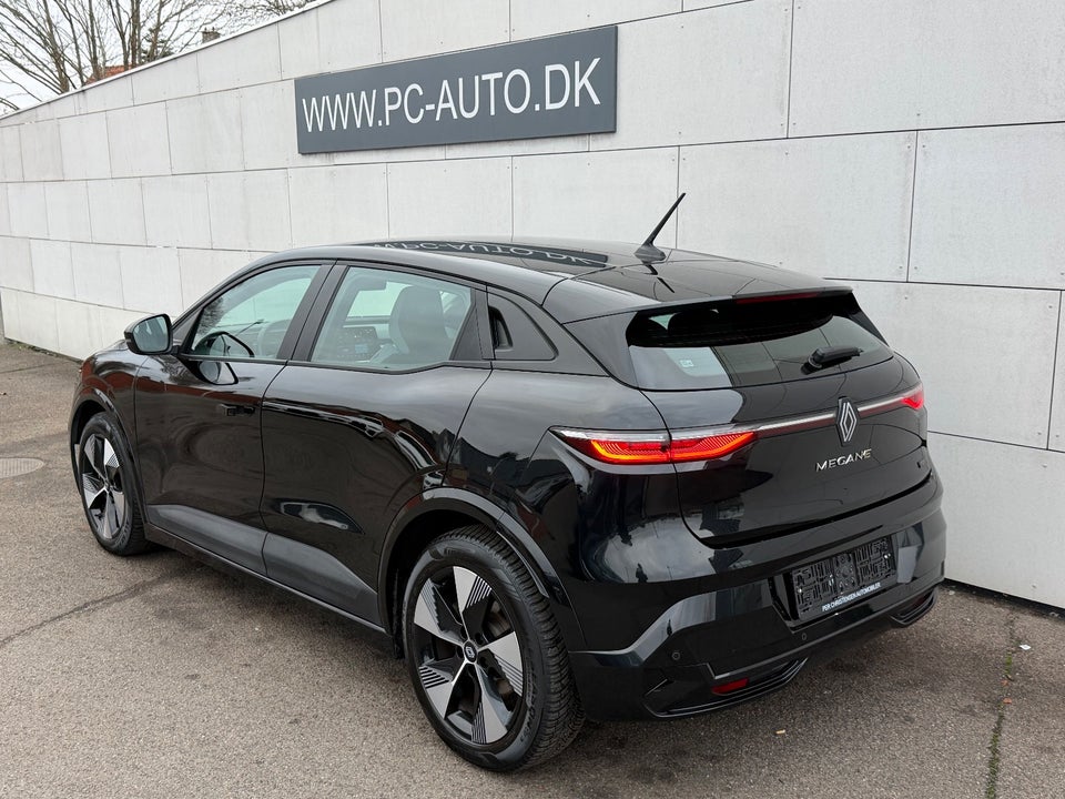 Renault Megane E-Tech 60 Equilibre 5d