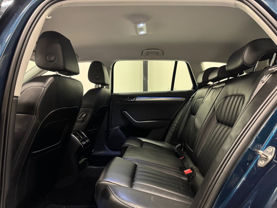 Skoda Superb 1,5 TSi 150 Business Executive Combi DSG 5d