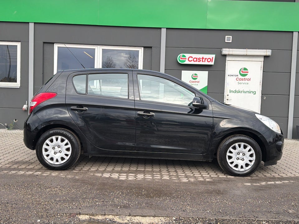Hyundai i20 1,25 Classic+ 5d