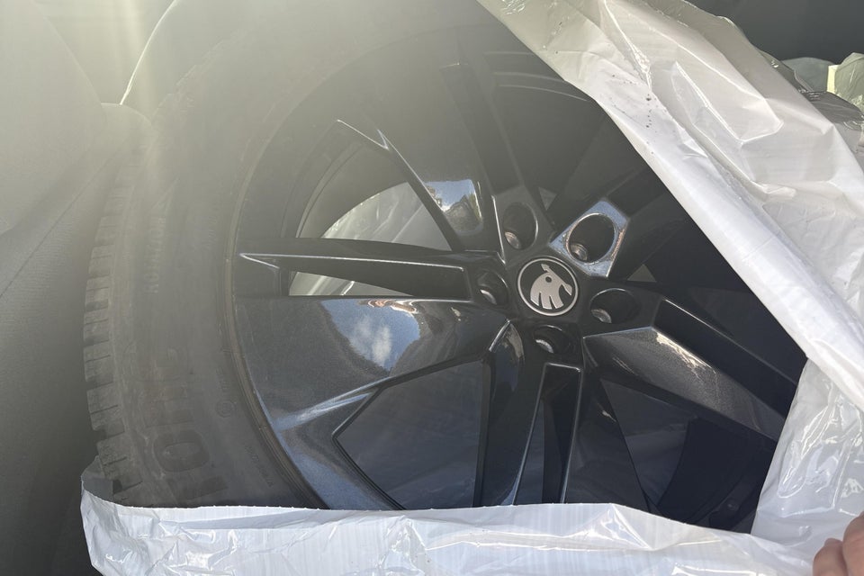 Skoda Elroq 50 iV 5d