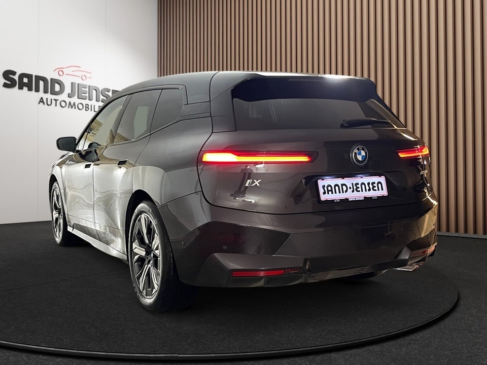 BMW iX xDrive50 Supercharged 5d