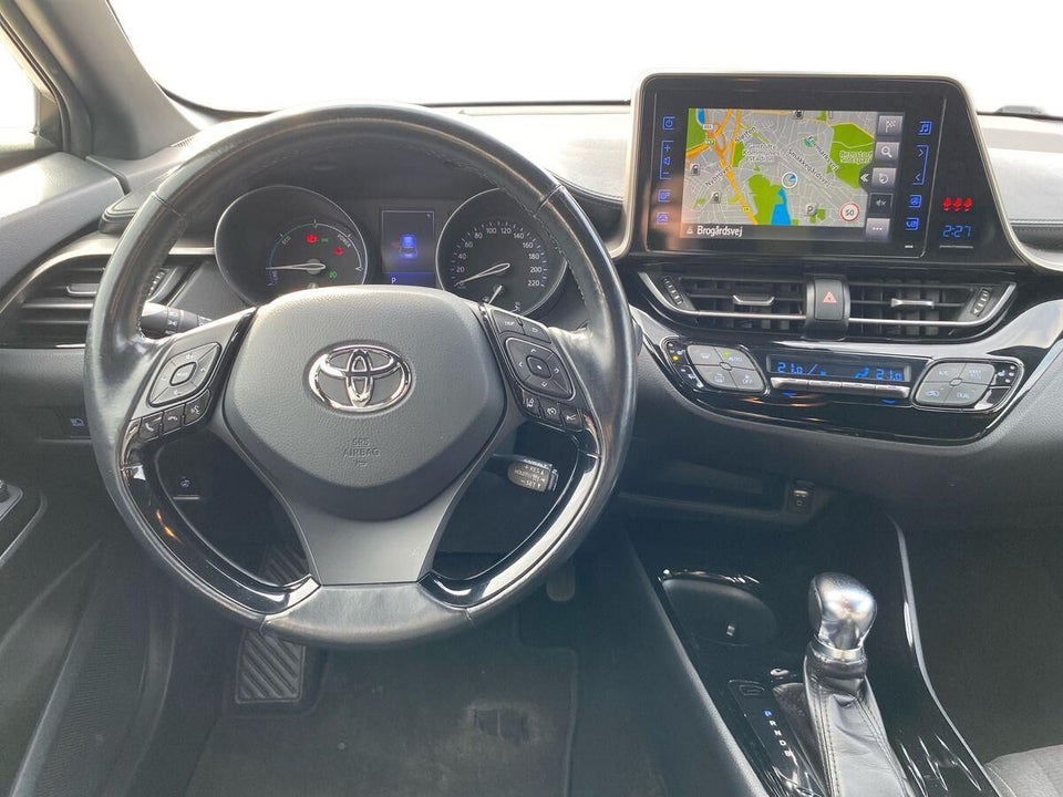 Toyota C-HR 1,8 Hybrid C-LUB CVT 5d