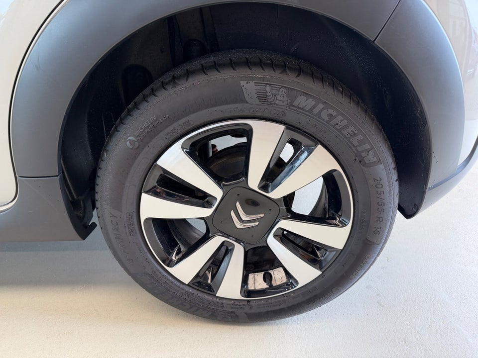 Citroën C3 1,2 PureTech 83 Attraction 5d