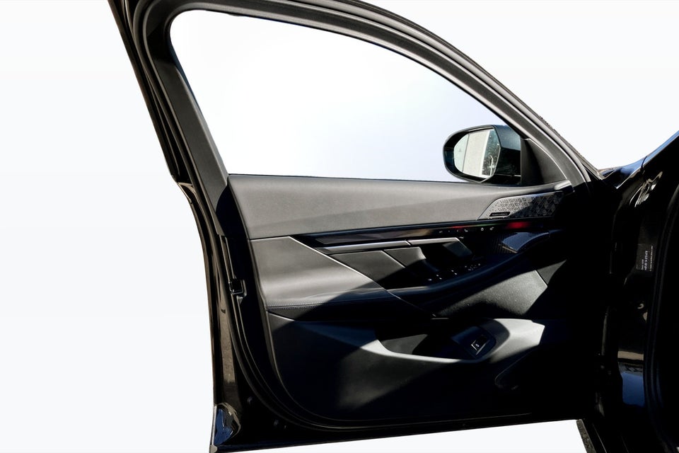 BMW i5 eDrive40 Fully Charged M-Sport 4d