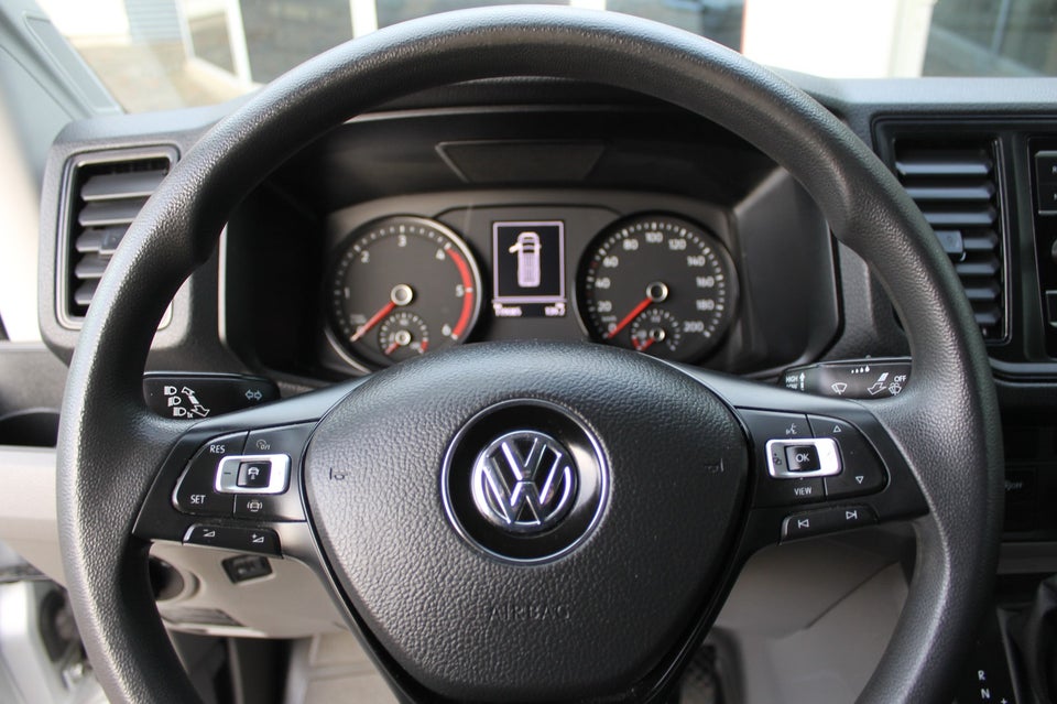 VW Crafter 35 2,0 TDi 140 Kassevogn L3H2 aut.