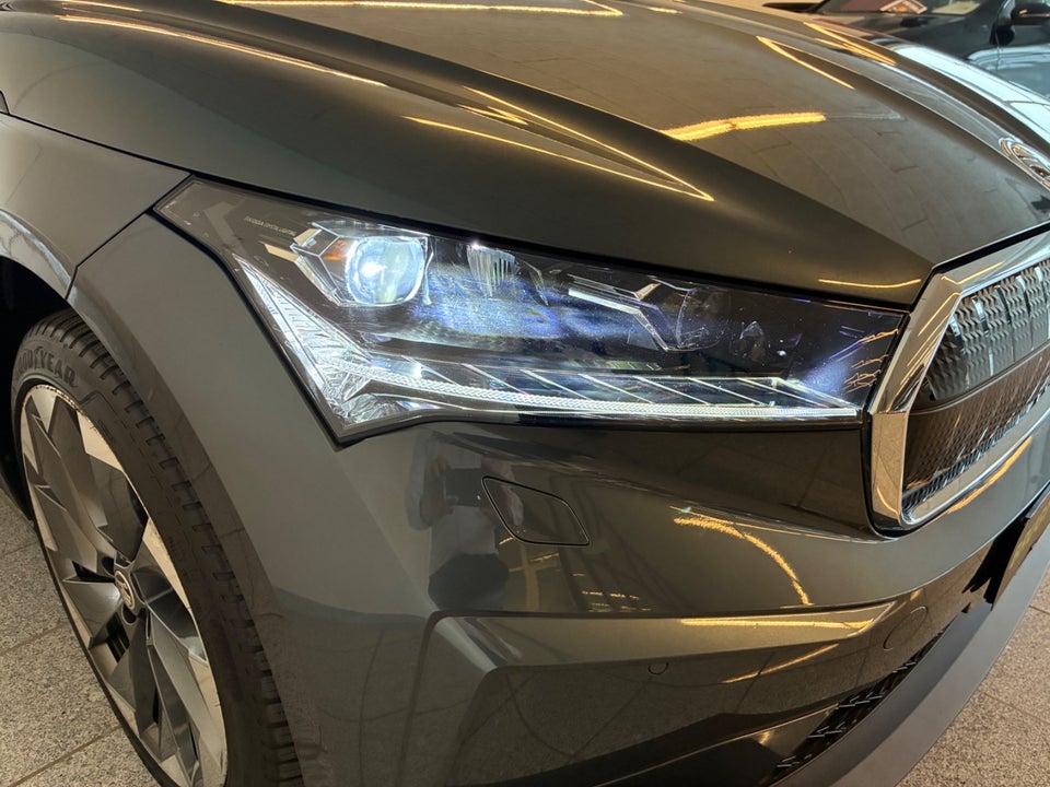 Skoda Enyaq 80 iV Selection Suite 5d