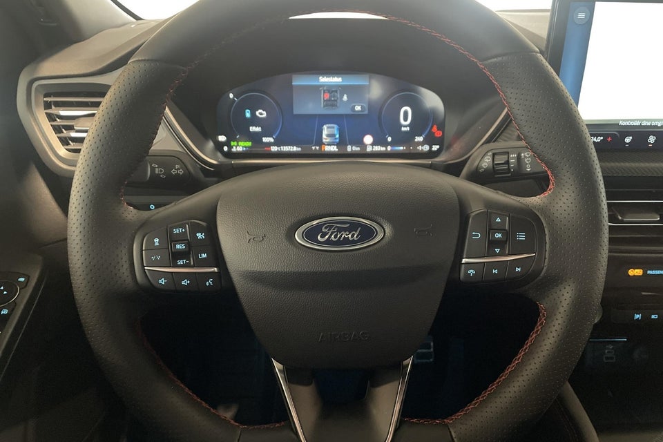 Ford Kuga 2,5 PHEV ST-Line X CVT 5d