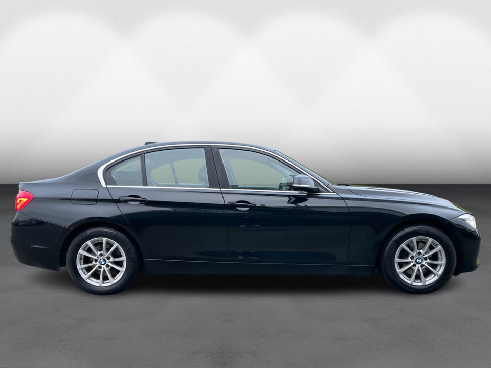 BMW 320d 2,0  4d