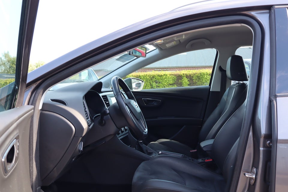 Seat Leon 1,6 TDi 110 Style ST eco 5d