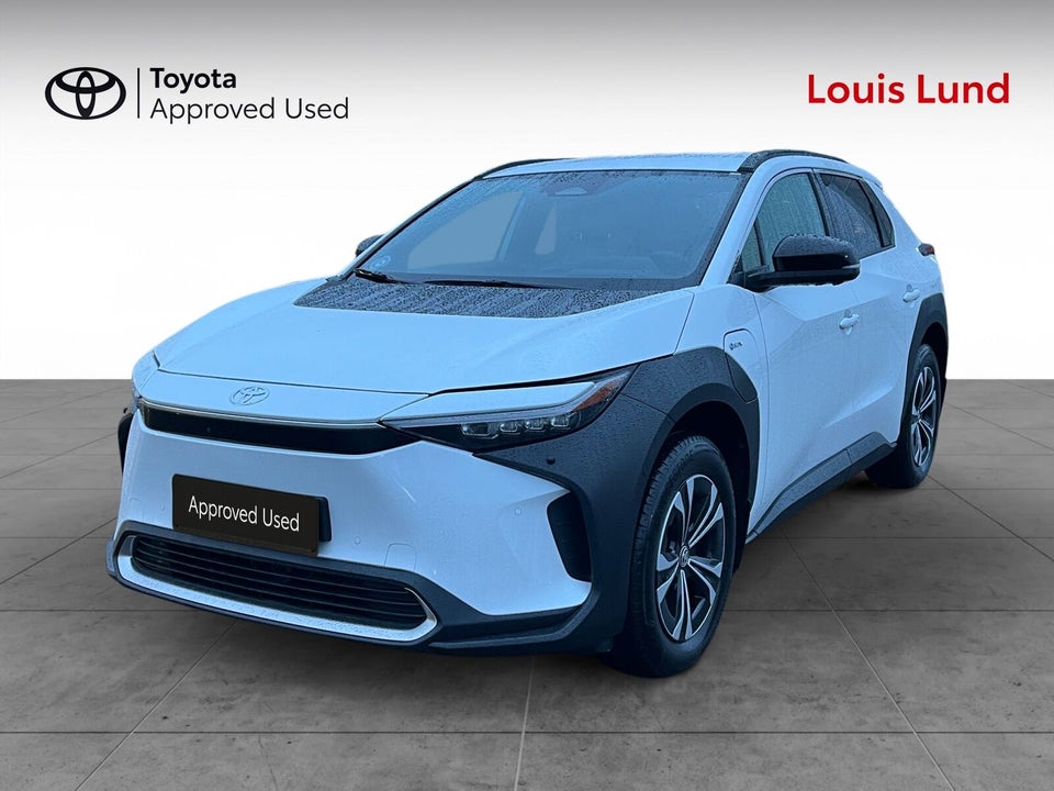 Toyota bZ4X Executive AWD 5d