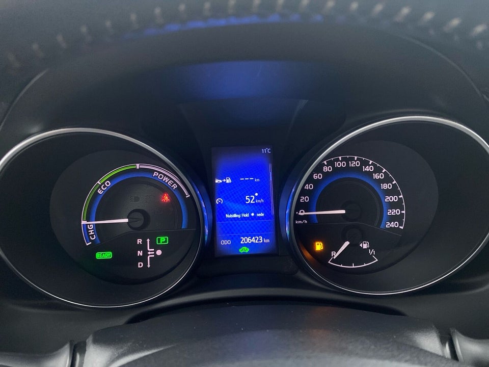 Toyota Auris 1,8 Hybrid H2 Comfort CVT 5d