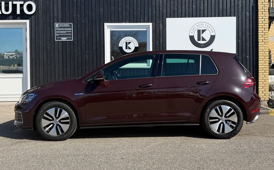 VW Golf VII 1,4 GTE DSG 5d
