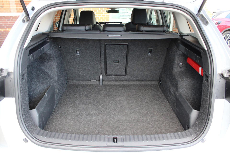 Skoda Enyaq 80x iV Suite 5d