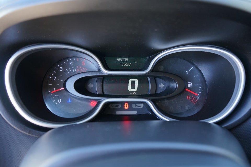 Renault Trafic T29 2,0 dCi 120 L2H1