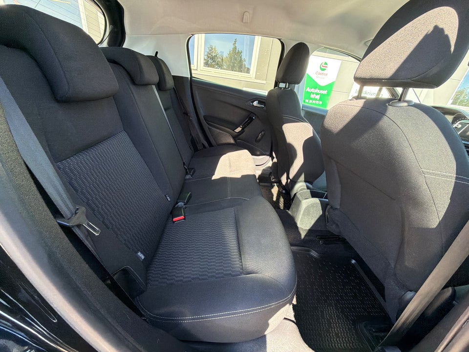 Peugeot 208 1,2 VTi 82 Allure 5d