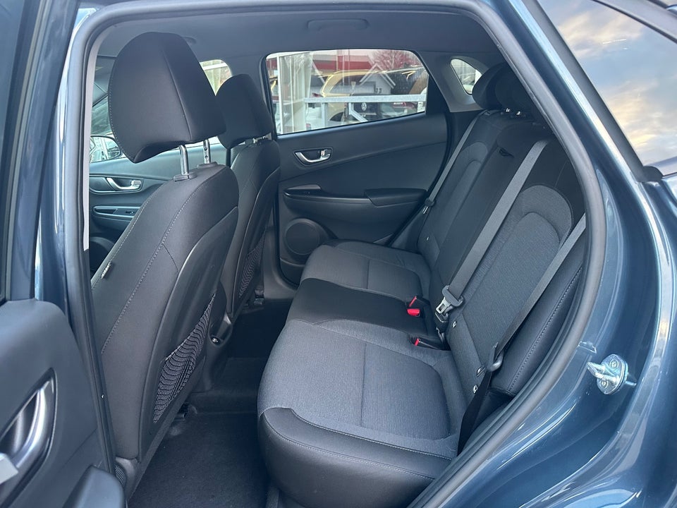 Hyundai Kona 64 EV Advanced 5d