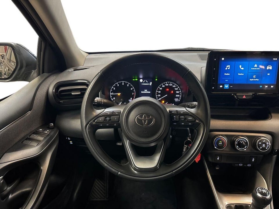 Toyota Yaris 1,5 Active Van 5d