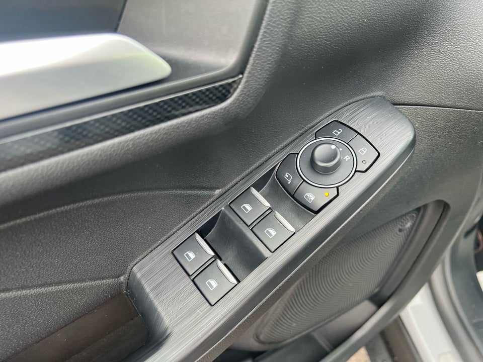 Ford Kuga 2,5 PHEV Graphite Tech CVT 5d