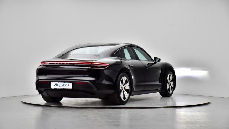 Porsche Taycan 4d