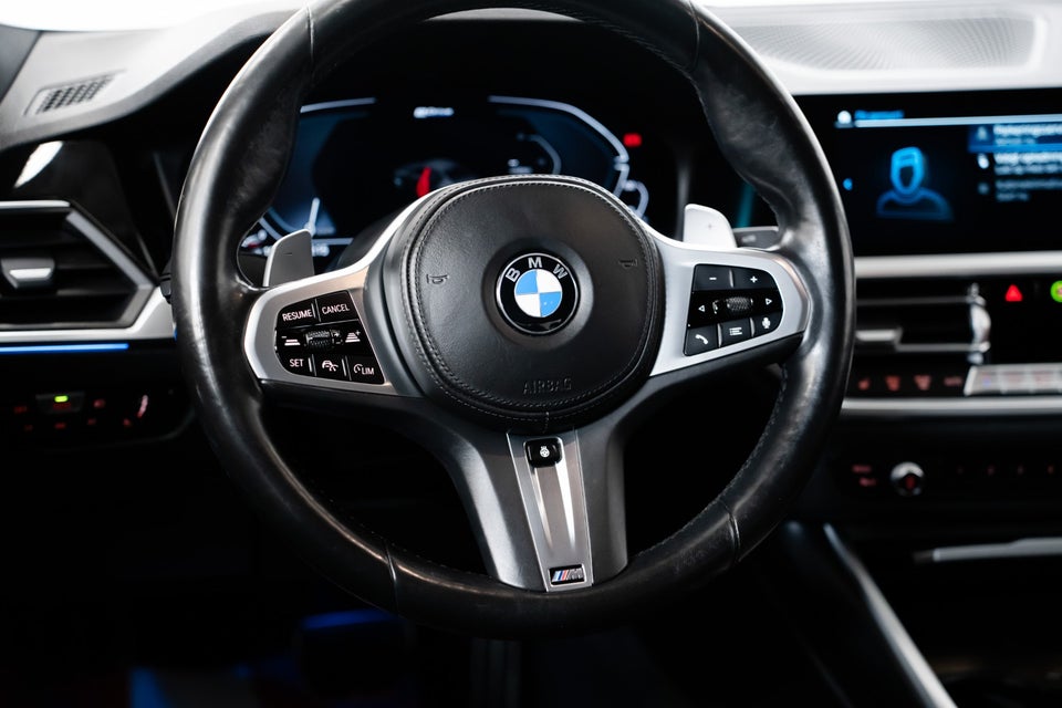 BMW 330e 2,0 M-Sport aut. 4d