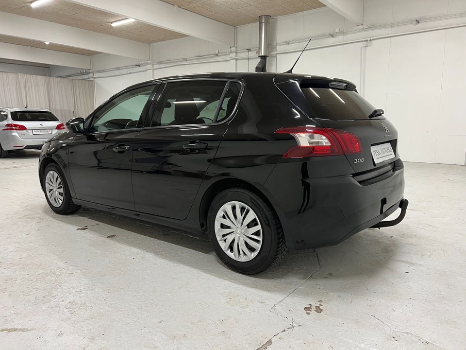 Peugeot 308 1,6 BlueHDi 120 Style 5d