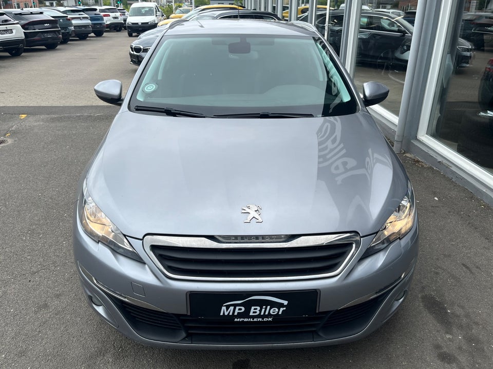Peugeot 308 1,6 BlueHDi 120 Style SW 5d