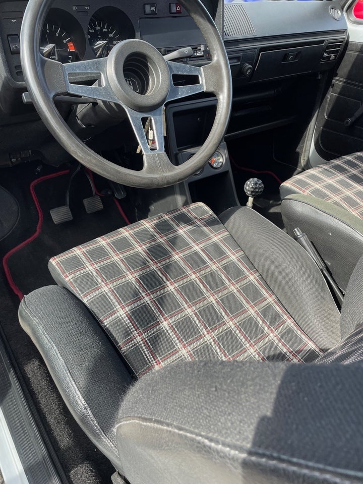 VW Golf I 1,6 GTi 3d