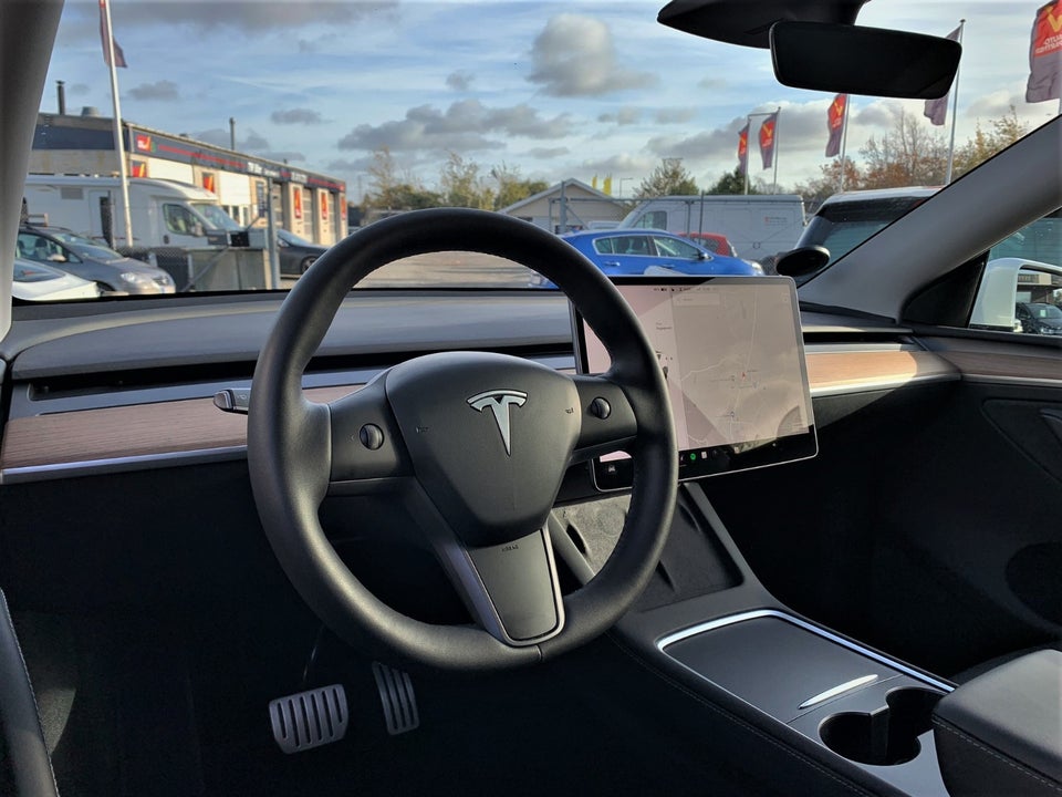 Tesla Model Y Performance AWD 5d