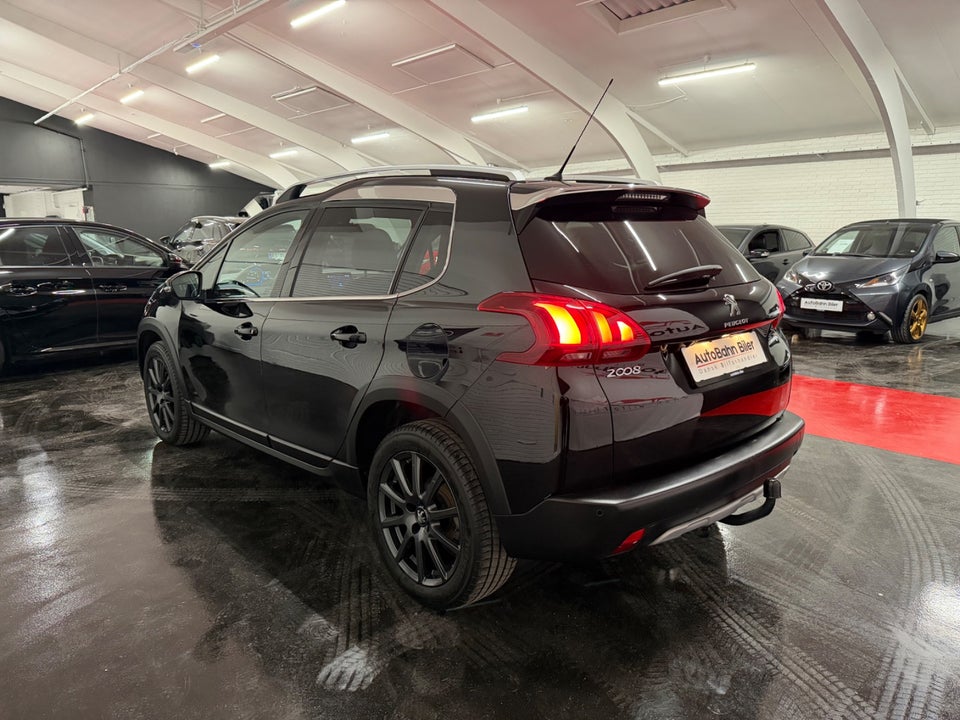 Peugeot 2008 1,5 BlueHDi 100 Allure Sky 5d