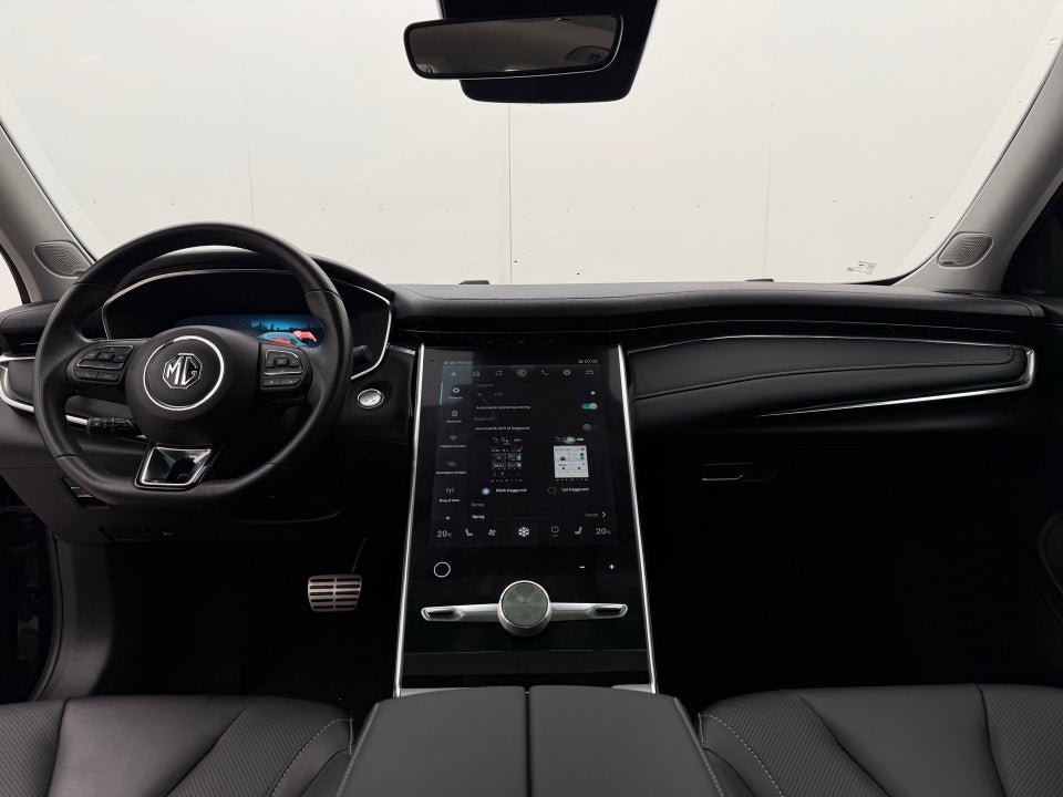 MG Marvel R Performance 5d